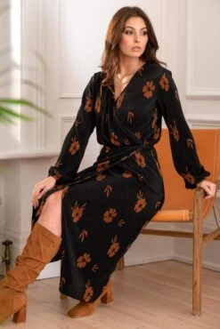 Pour Moi Jada Plisse Long Sleeve Wrap Midi Dress - Black/Chocolate