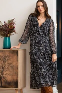 Pour Moi Lily Chiffon Frill Midaxi Dress - Navy Ditsy 14 Pour Moi Lily Chiffon Frill Midaxi Dress - Navy Ditsy -PMoi Clothing Shop 323330 20230919164400